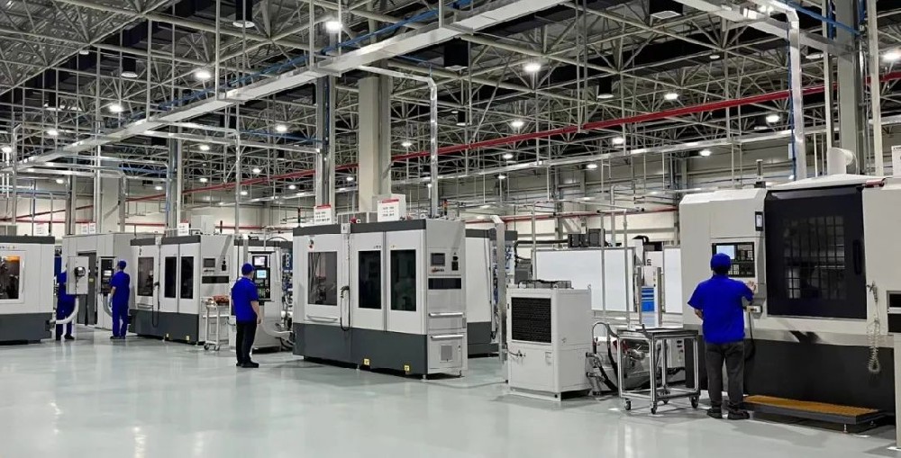 譚旭光：全力確保重慶員工防暑降溫、安全生產(chǎn)！